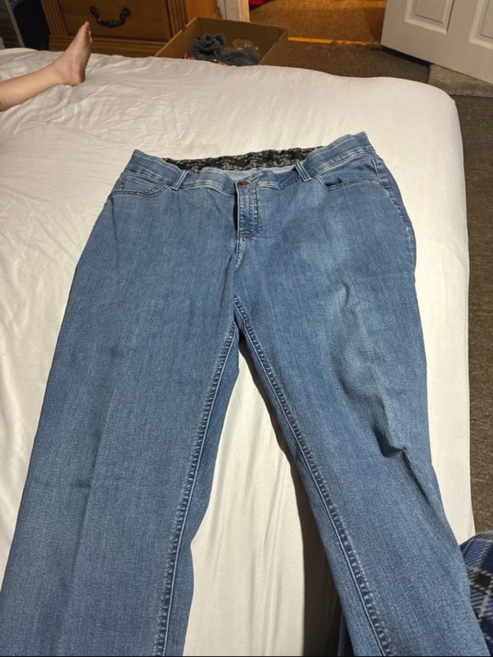 Lee Straight-Leg Women’s Jeans in Light Blue